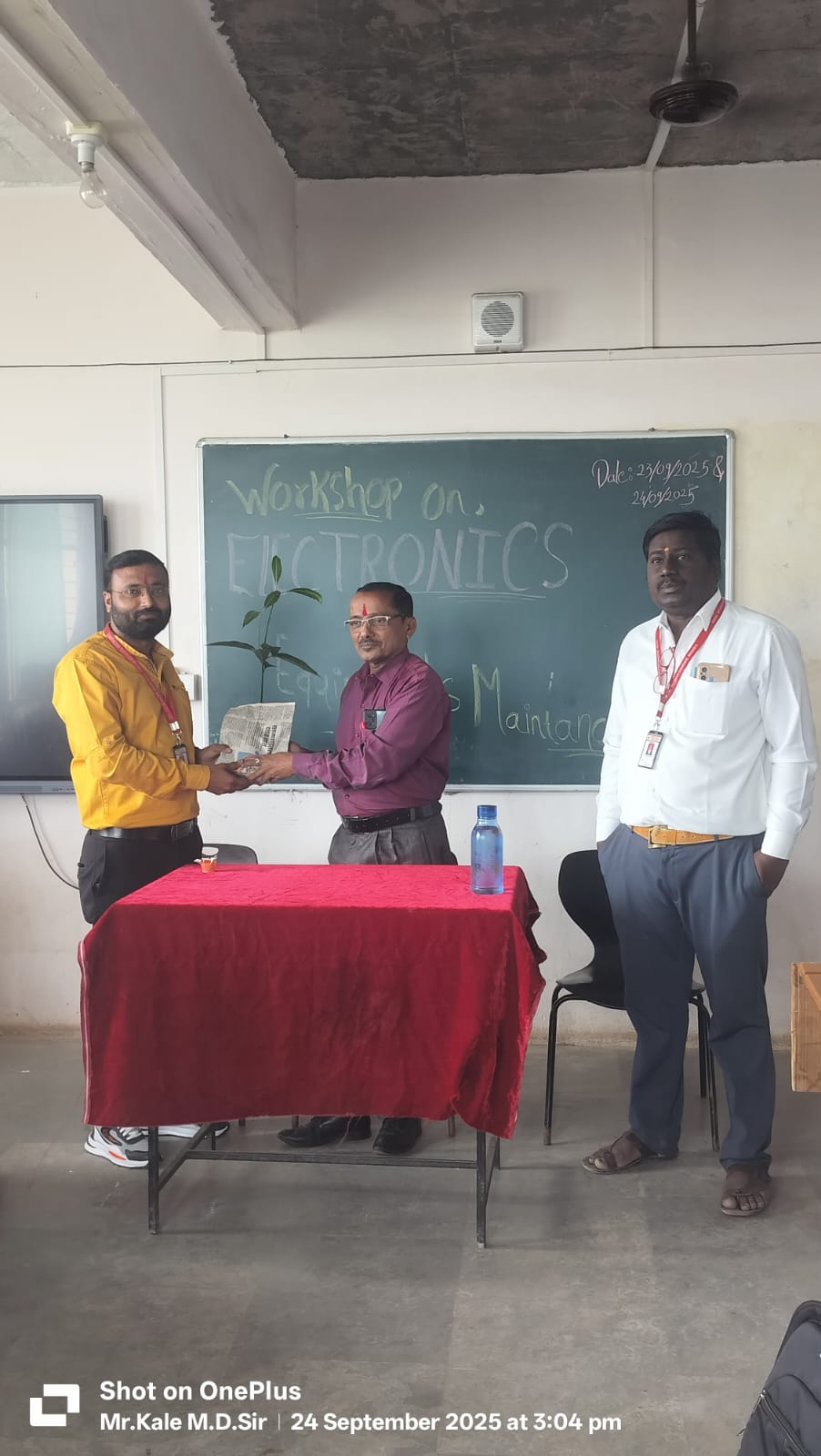 2878b9a9-850b-49db-9780-fde537797564